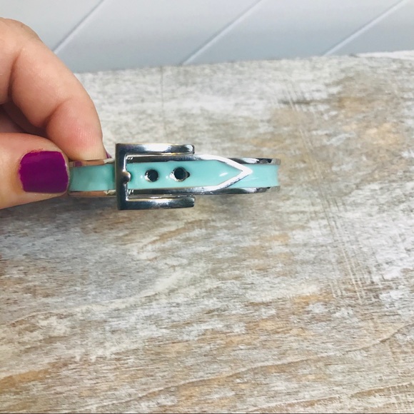 Enamel Spring Closure Belt Buckle Bracelet - Picture 6 of 8